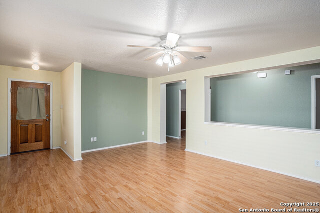 Image 4 of 27 For 5214 Green Coral