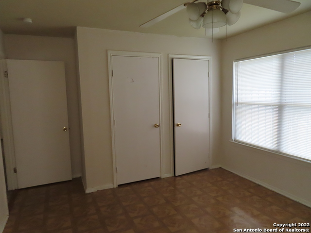 Image 7 of 13 For 4306 Redstone Dr