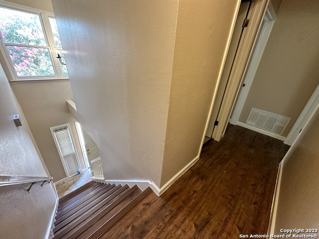 Image 10 of 16 For 6949 Wright Way