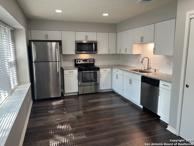 Image 6 of 32 For 114 High Oak