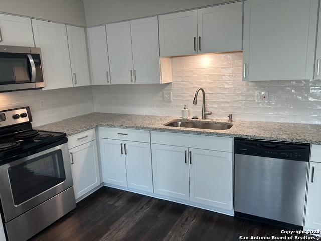 Image 9 of 32 For 114 High Oak