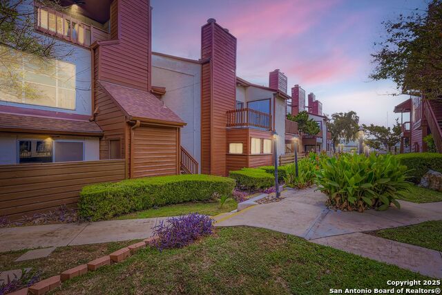 Details for 10527 Perrin Beitel A212, San Antonio, TX 78217