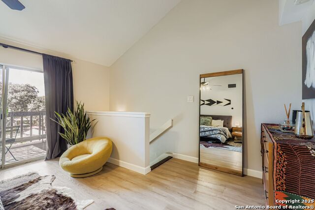 Image 19 of 29 For 10527 Perrin Beitel A212