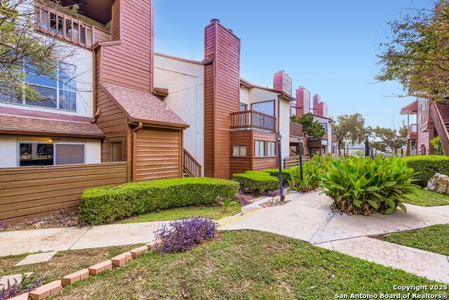 Image 4 of 29 For 10527 Perrin Beitel A212