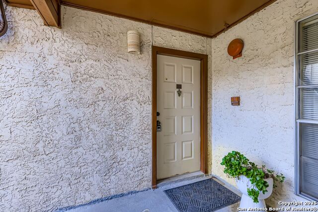 Image 5 of 29 For 10527 Perrin Beitel A212