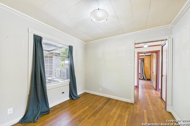 Image 6 of 27 For 235 Lively  