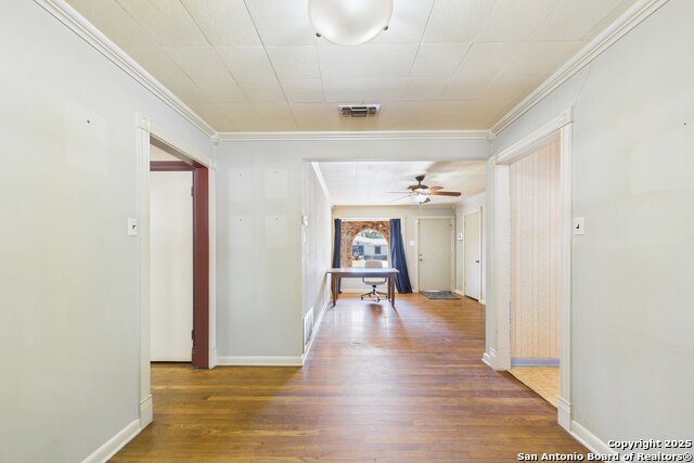 Image 7 of 27 For 235 Lively  