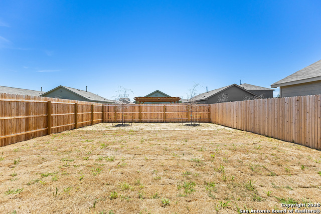 Image 22 of 25 For 8527 Astral Pl.