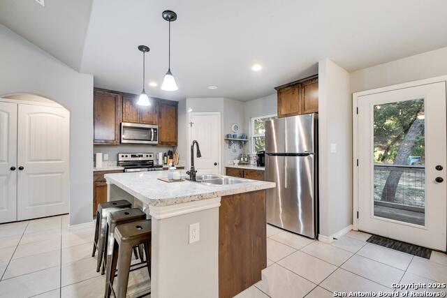 Listing photo id 10 for 1532 Hillcrest