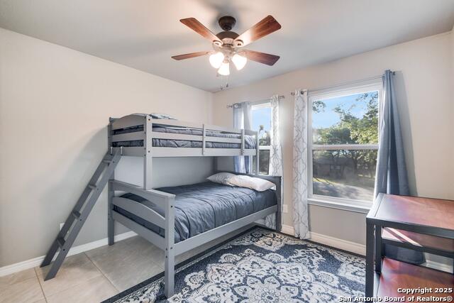 Listing photo id 17 for 1532 Hillcrest