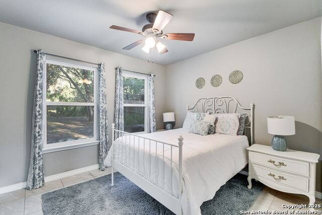 Listing photo id 18 for 1532 Hillcrest