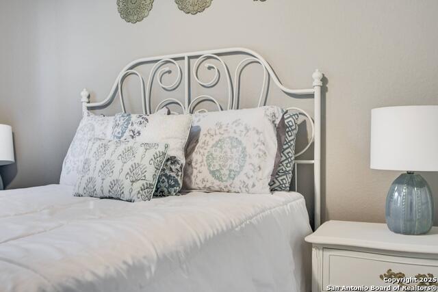 Listing photo id 19 for 1532 Hillcrest