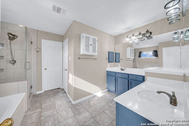 Listing photo id 12 for 8103 Heritage Park