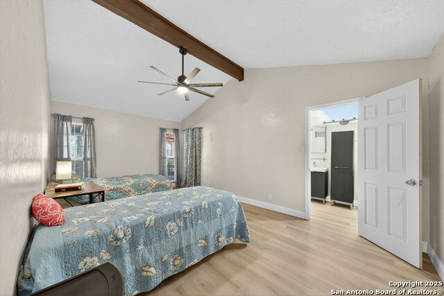 Image 16 of 32 For 15038 Old Creek Dr