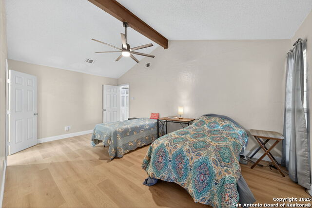 Image 17 of 32 For 15038 Old Creek Dr