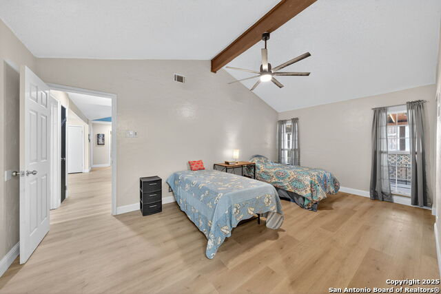 Image 18 of 32 For 15038 Old Creek Dr