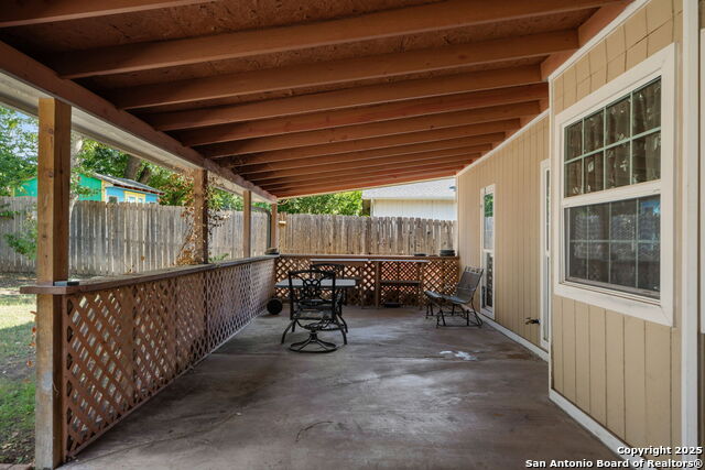 Image 28 of 32 For 15038 Old Creek Dr