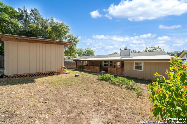 Image 30 of 32 For 15038 Old Creek Dr