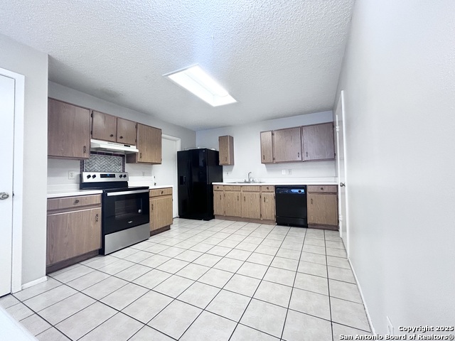 Image 5 of 15 For 7642 Alverstone Way
