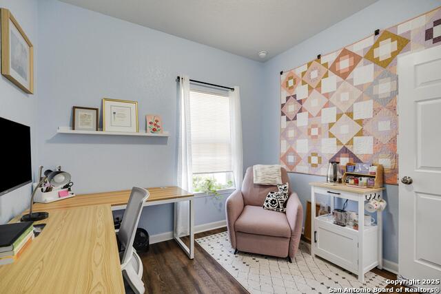 Image 14 of 21 For 25 Oak Plaza