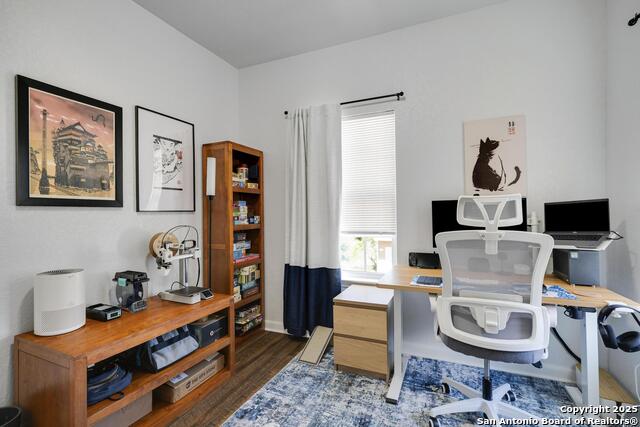 Image 16 of 21 For 25 Oak Plaza