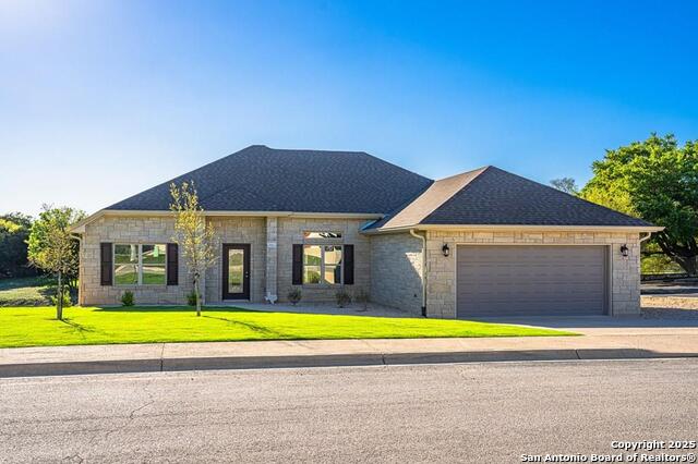 Listing photo id 0 for 2011 Athens Ave. N