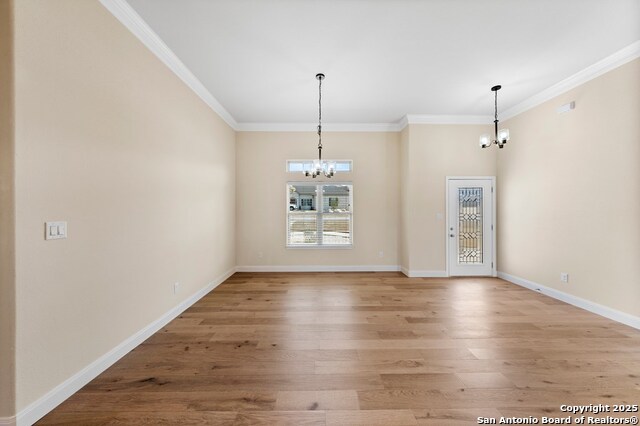 Listing photo id 2 for 2011 Athens Ave. N