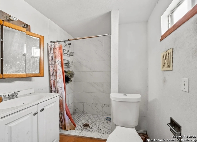 Listing photo id 8 for 134 Cheyenne