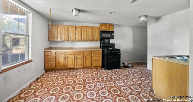 Listing photo id 6 for 134 Cheyenne