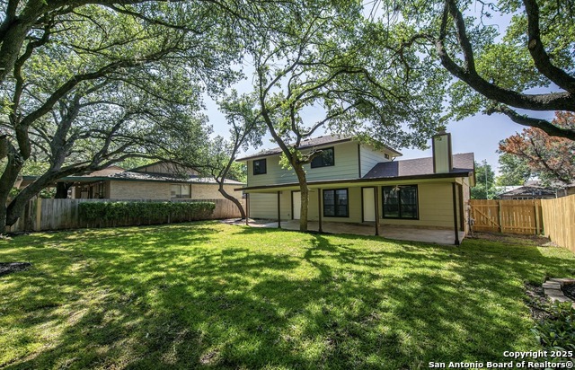 Listing photo id 11 for 9223 Ridgeland