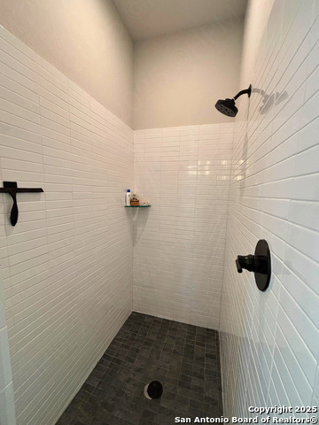 Image 19 of 27 For 1808 Durham Park