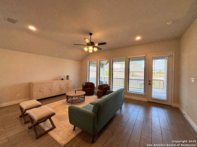 Image 4 of 27 For 1808 Durham Park