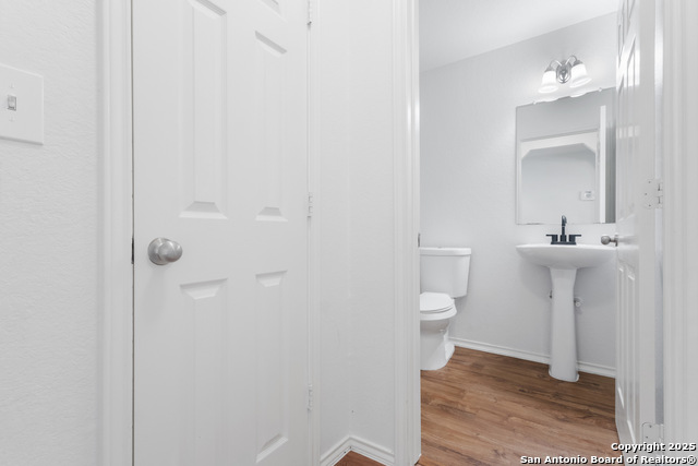 Image 10 of 31 For 9418 Madison Crk