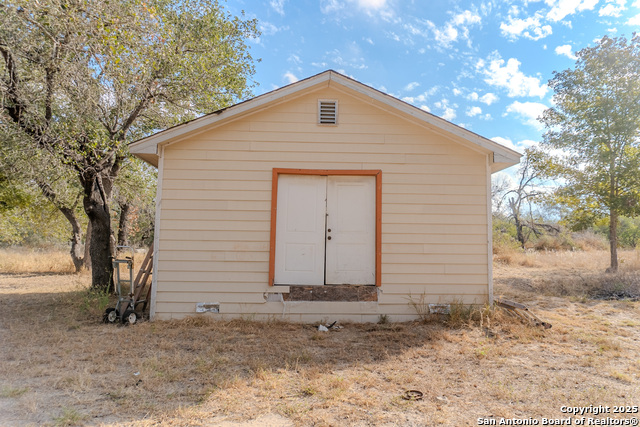 Image 12 of 50 For 102 Road Runner