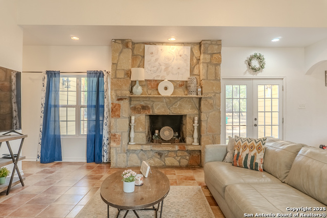 Image 15 of 50 For 102 Road Runner