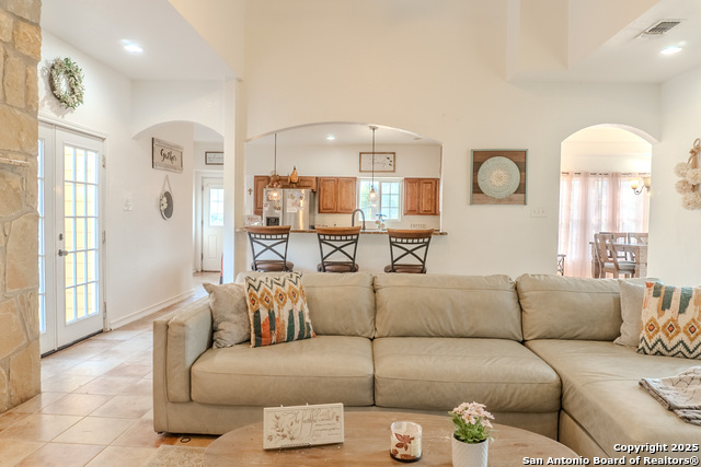 Image 17 of 50 For 102 Road Runner