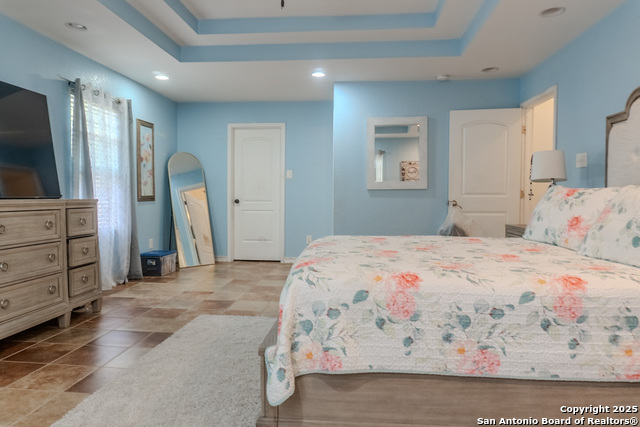 Image 26 of 50 For 102 Road Runner