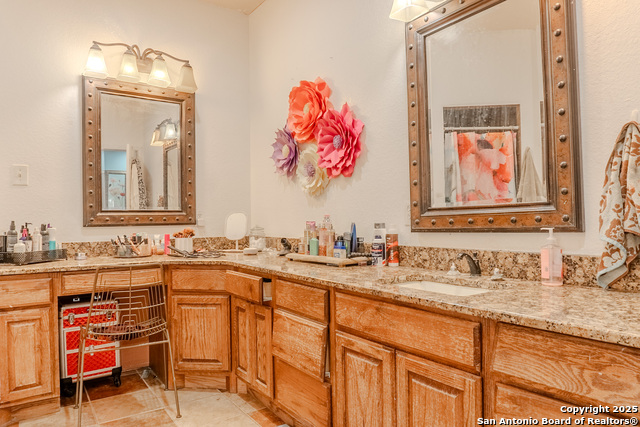 Image 29 of 50 For 102 Road Runner