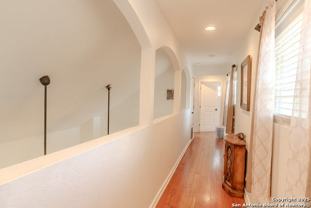 Image 36 of 50 For 102 Road Runner