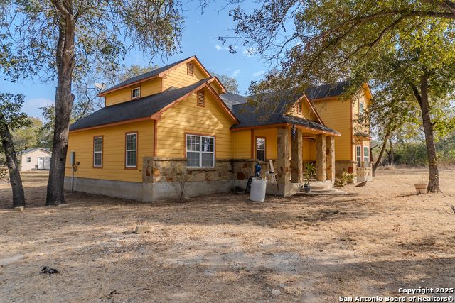 Image 7 of 50 For 102 Road Runner