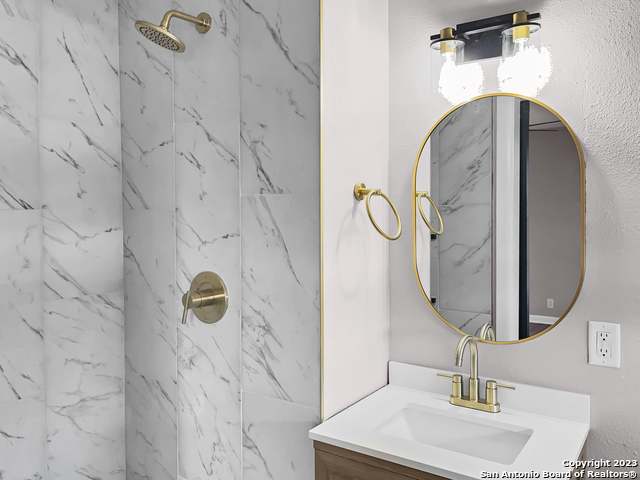 Image 6 of 10 For 343 Langton Dr