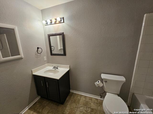 Image 7 of 13 For 5115 Meridian Farm