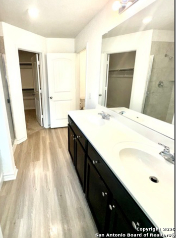 Image 15 of 20 For 2815 Thackery Grv