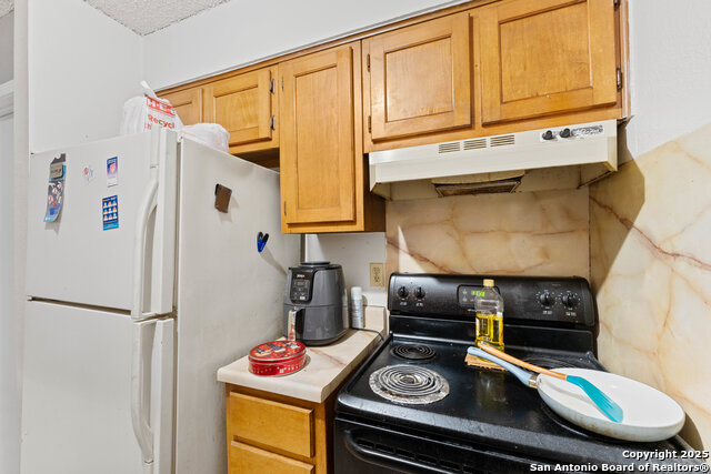 Image 16 of 29 For 1626 Santa Anna