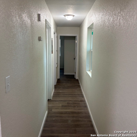 Listing photo id 2 for 428 Vaughan  1