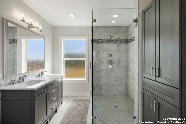 Listing photo id 21 for 2027 Fm 1376