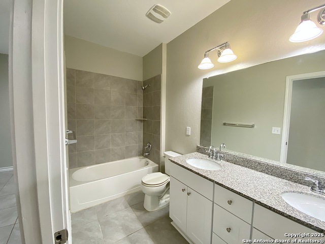 Image 21 of 31 For 142 Landing Lane