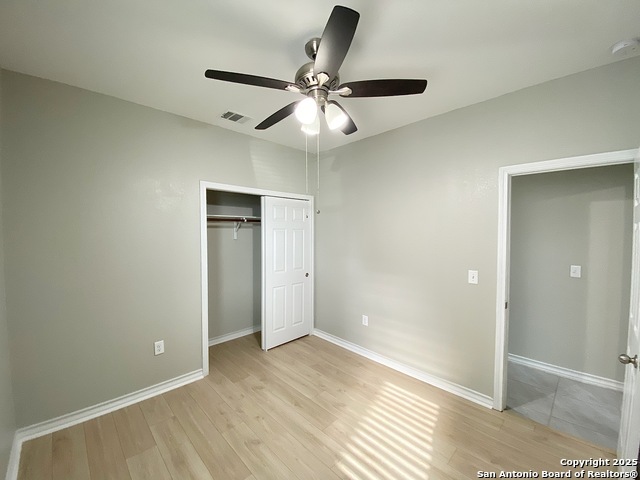 Image 25 of 31 For 142 Landing Lane