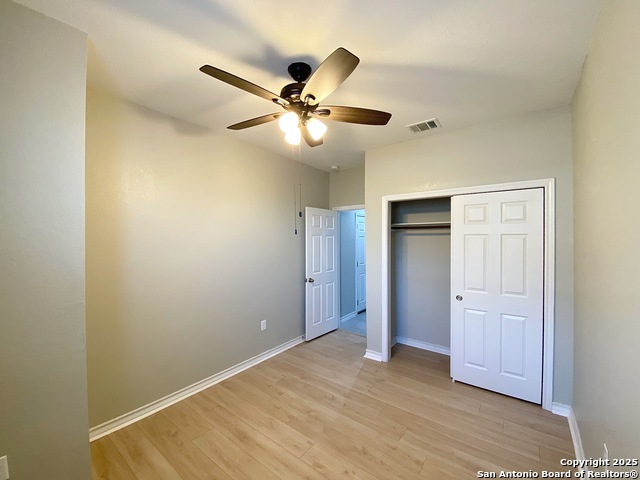 Image 27 of 31 For 142 Landing Lane