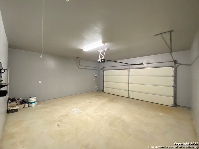 Image 28 of 31 For 142 Landing Lane